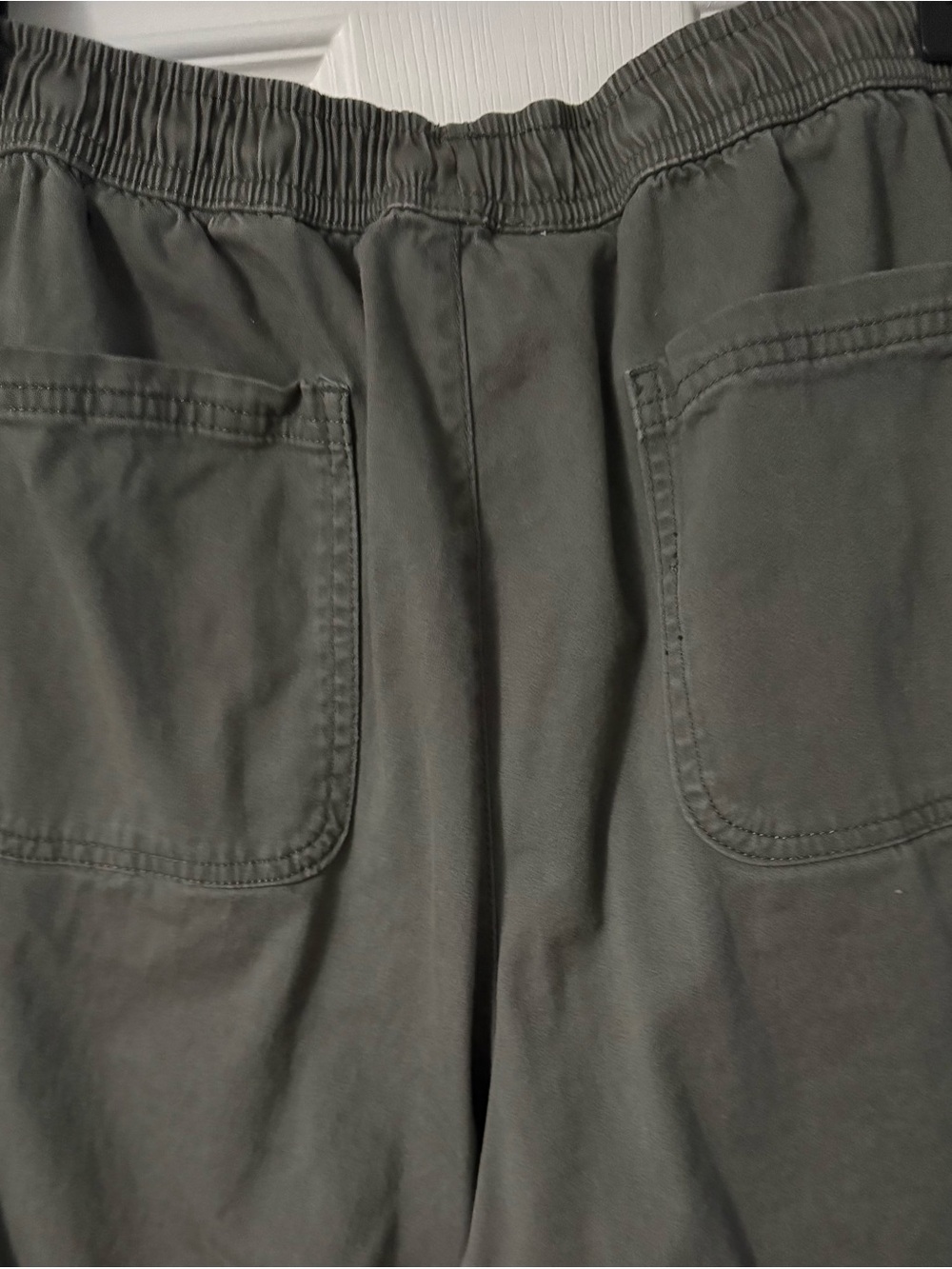 Cute and comfy!  Casual Drawstring Pants in Olive - Picture 5 of 5